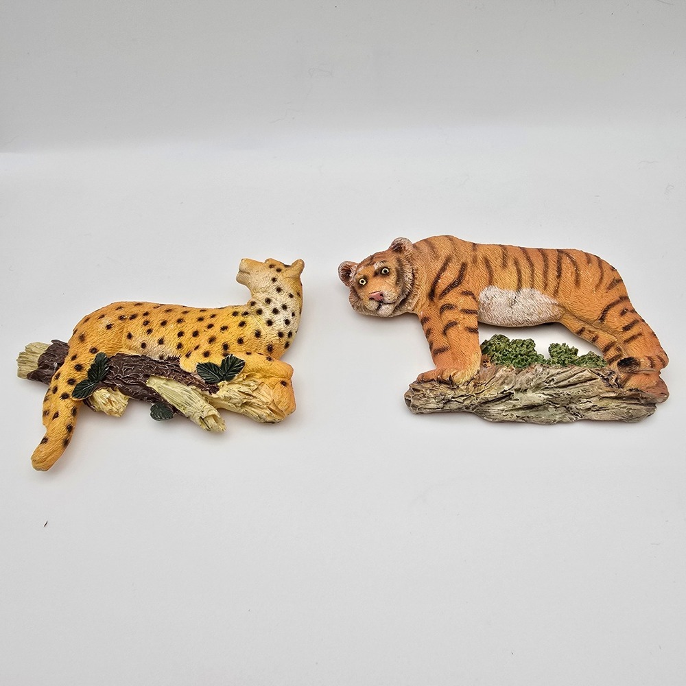 Vintage Big Cat Resin Refrigerator Magnets Set Tiger and Cheetah Safari Decor
